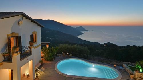  VILLA IL BASTO 8, Emma Villas in Cefalú