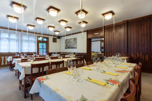 Restaurace, Penzion Sykovec in Tři Studně
