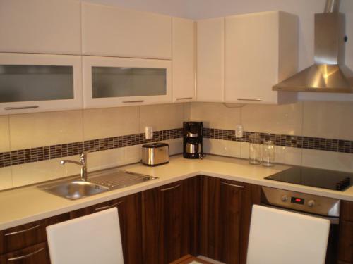 Faciliteiten, Apartments Tare, Electric Car Refill in Srima