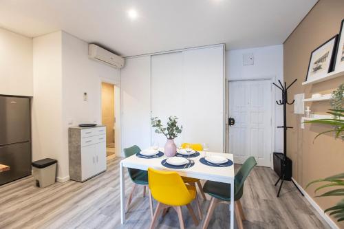 Seaside 1BR Flat w/ AC in Matosinhos by LovelyStay, Matosinhos (fotografie 8)