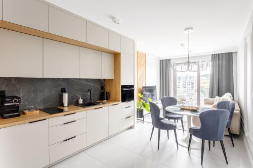 Balticus Apartamenty Deluxe Promenada Gwiazd 14 - image 2