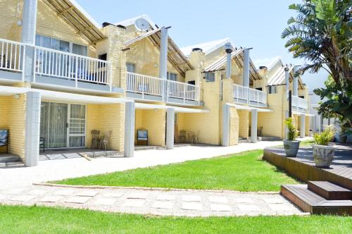Beach Cabanas, Jeffreys Bay
