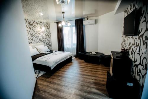 King Room with Balcony