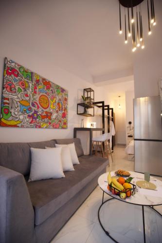 ODI ARTSPITALITY - Anavros Beach
