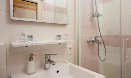 Aldo Apartments Center – Zadar, VA