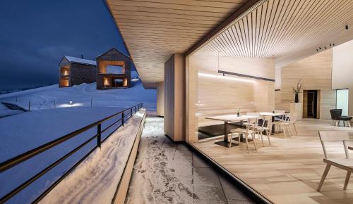 ระเบียง/ชานเรือน, Peterhof Chalets in ลาเทิร์นส