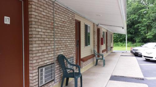 Budget Inn Fairport - 출입구