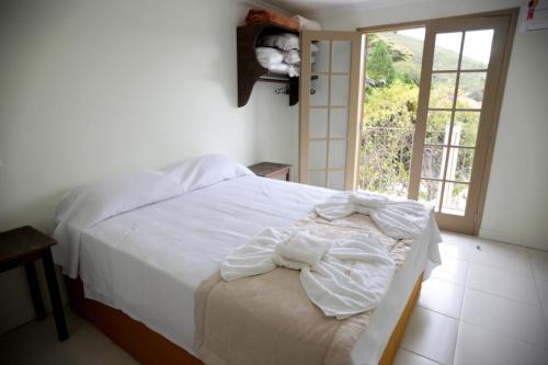1 double bed, 1 twin bed, 1 sofa bed