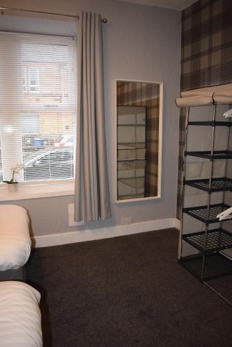 Picture of Kelpies Serviced Apartments- Robertson