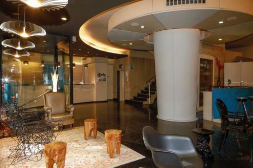 Lobby, Hotel Lancaster in Turin