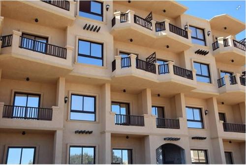 Immaculate 1-Bed Apartment in Hurgada first line!