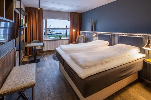Pier 5 Hotel Room Type - Double Room with Sea View