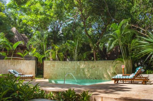 The Oasis Palapa King Bed