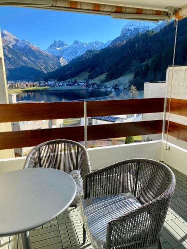  Wunderstay Alpine 303 New Studio with Lake & Mountain View in Engelberg