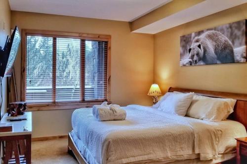 Luxurious Rundle Cliffs Lodge in Spring Creek