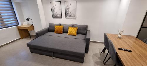 Small Meisonette Near The Metro VIPGreece, Athens