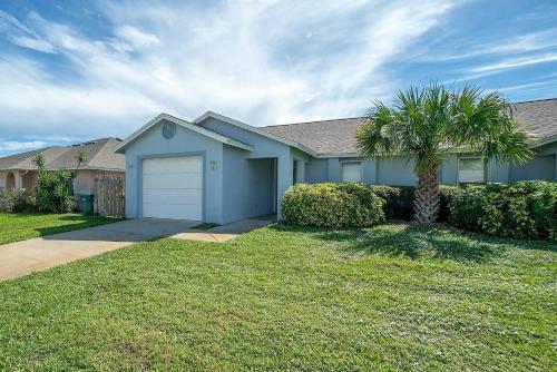 Oceanview Haven - 2BR Beach House with Patio Heated Pool Steps from Paradise Beach Park!