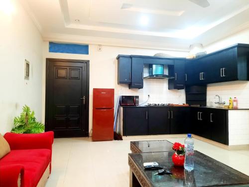 One bedroom luxurious Apartment in Bahria town.