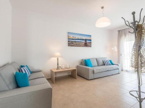 Ravishing Holiday Home in Gennadi with Shared Swimming Pool gîte à louer Vátion