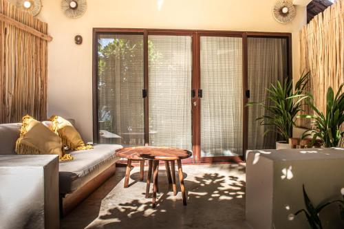 334226090 Dune Boutique Hotel located at the party zone