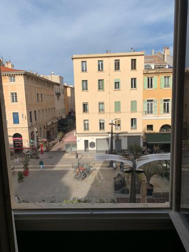 Vieux-Port Magnifique Appartement Loft – Marseille, NY