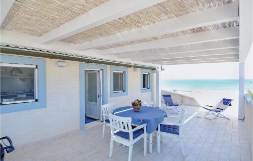 Stunning Apartment In Punta Braccetto Rg With 1 Bedrooms And Wifi