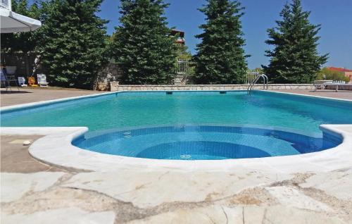 Swimming pool, Stunning Home In Theologos With 6 Bedrooms, Jacuzzi And Wifi in Theologos (Fthiotis)