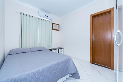 Lindo apartamento 2 dormitorios para ate 05 pessoas, a 130 mts do Mar em Bombinhas - SC