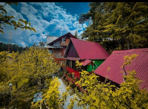 Ishan Log Huts- A Boutique Homestay-since 1999