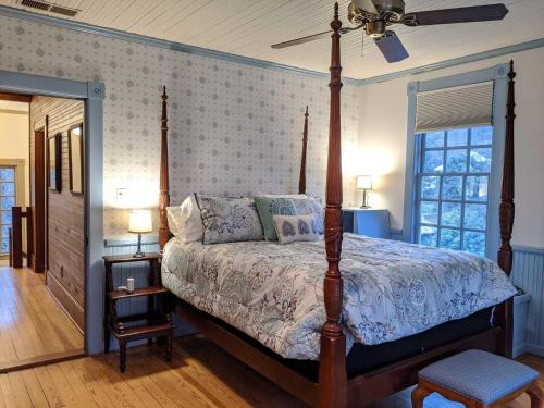 Southern Charm Riverside home Southern Charm Riverside home