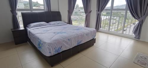 My 4Rooms Apartment @ Golden Hills Pasar Malam