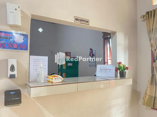Vestabils, Homestay Tirtasari Pinrang City Center Mitra RedDoorz in Pinrang