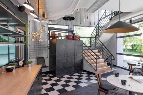 อาหารและเครื่องดื่ม, ibis Annecy Cran Gevrier in คอง เชอวิเญ