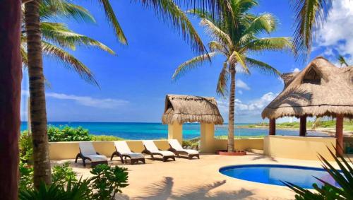 Villa Jaguar Beachfront Luxery 2,2 Ph Pool Jacuzzi, Mahahual