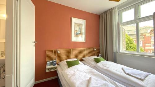 Frauenhotel Hanseatin - Women Only - image 11