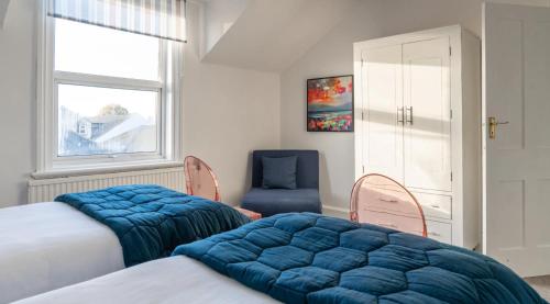 Tranquil Beachfront Beautiful 2-Bed Apartment
