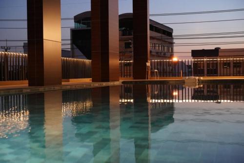 S3 Huahin Hotel — hotel in 14/31 Phet Kasem Road, Hua Hin TH, 77110