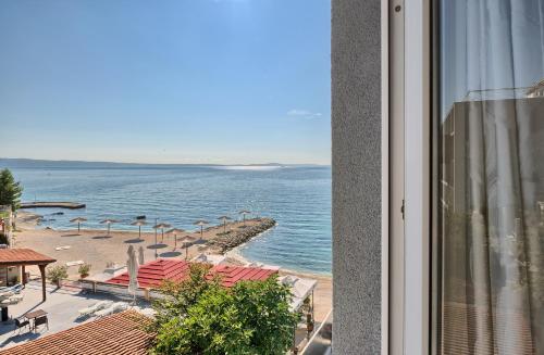 Sunset Split Rooms Room Type - Deluxe Double Room
