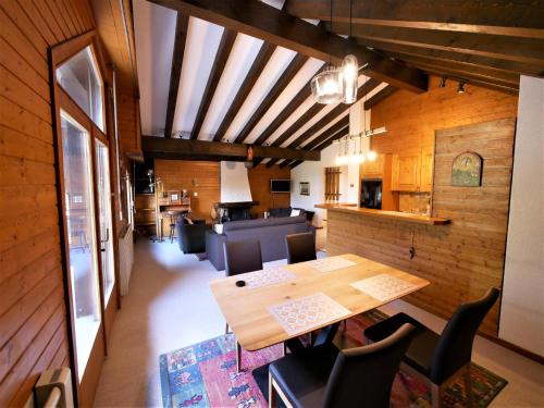 設施, 度冰川酒店 (Hotel du Glacier) in 尚佩