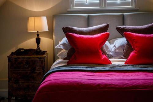 Langshott Manor - Luxury Hotel Gatwick