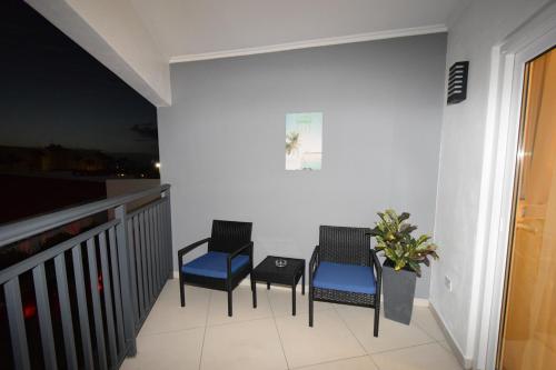 Arena Condos Aruba - few steps from Eagle Beach! – Noord