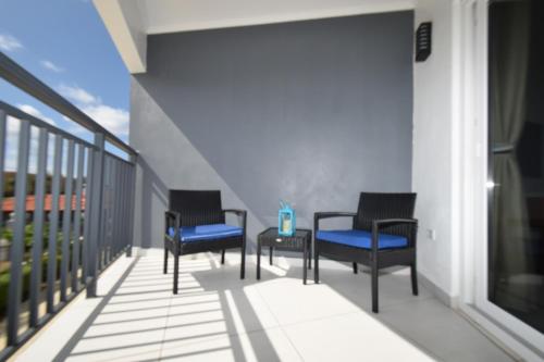 Arena Condos Aruba - few steps from Eagle Beach! – Noord