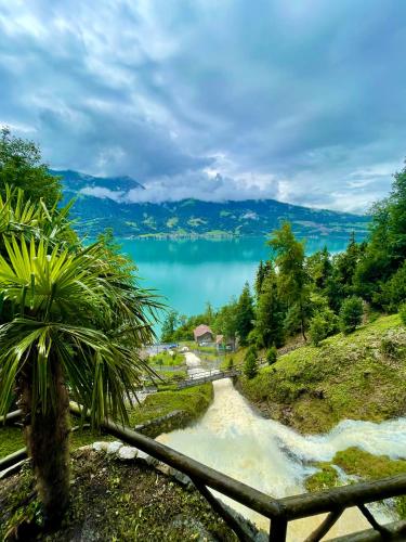 Charmant Chalet mit See und Bergsicht