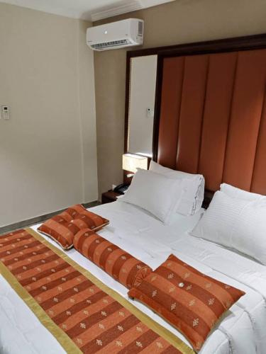SUITA HOTEL