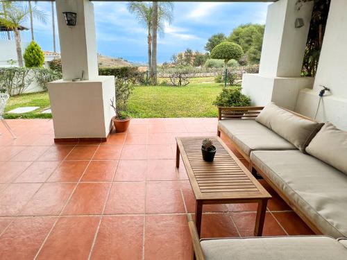 57-Beautiful Apartment with Ocean View in Calahonda, Mijas in Mijas