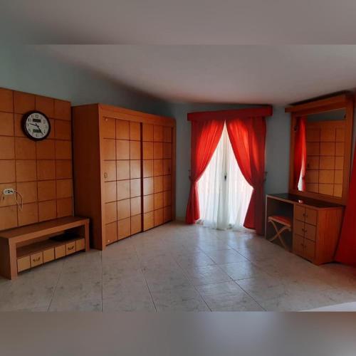 First line villa 4 bedrooms with private beach