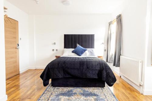 Fenners Hotel - image 11