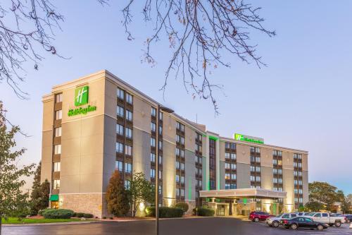 Holiday Inn Rockford, an IHG hotel - Hotel - Rockford