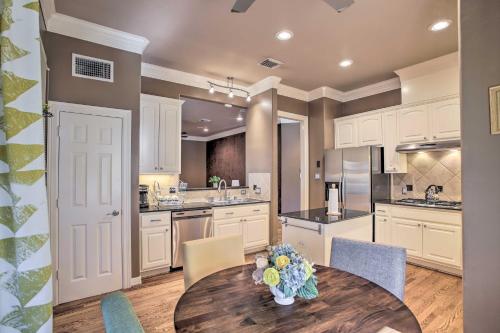 Spacious Home with Patio 5 Mi to Memorial Park in Houston, USA