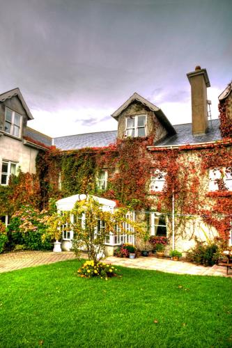 Kilcooly's Country House Hotel